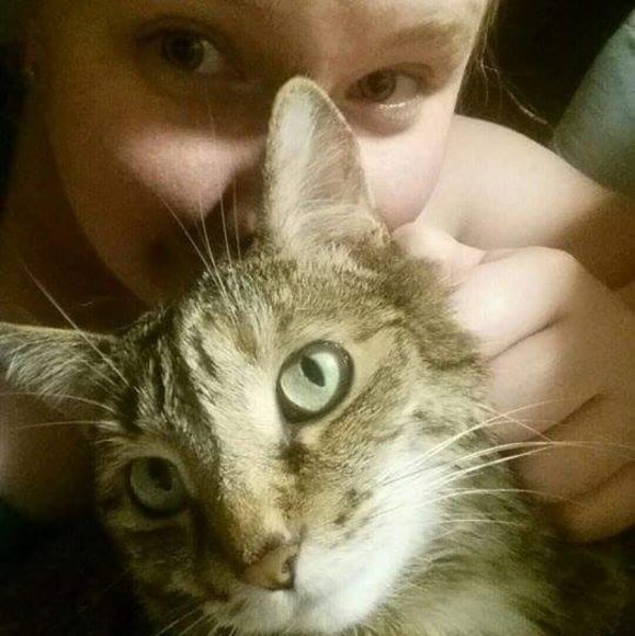 Meet your Posher, Julie - Picture 1 of 1